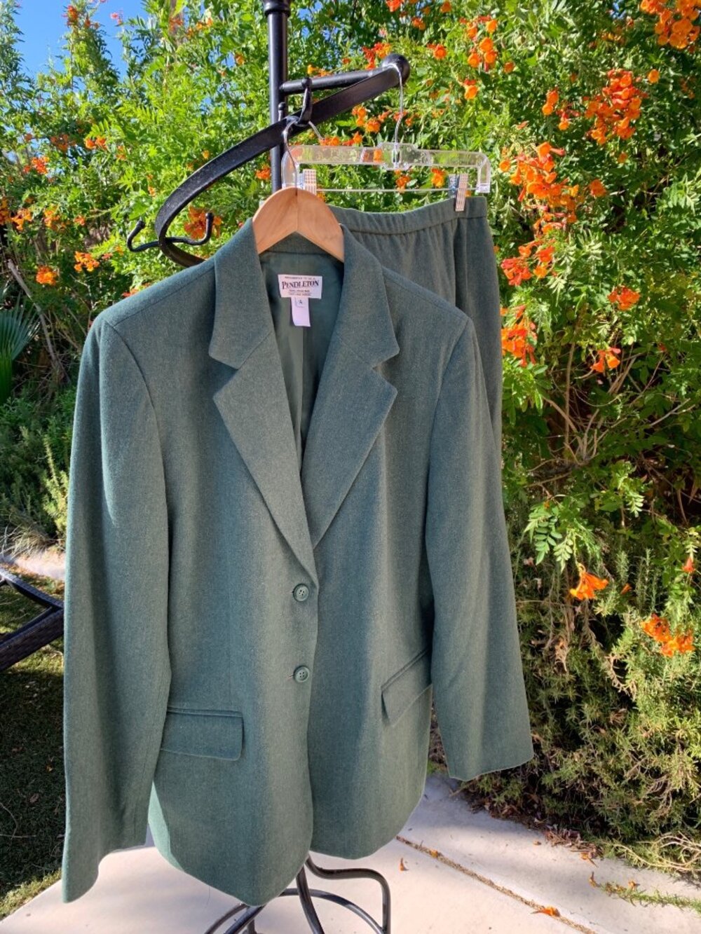 Pendleton Womens Wool Skirt Suit Set Green Blazer & Skirt Size 14 Vintage 90s